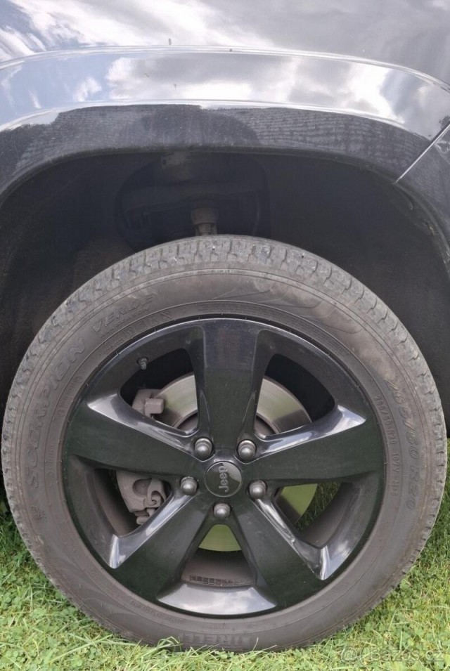 Jeep Grand Cherokee 3,0   crd v6 summit 4x4 2014
