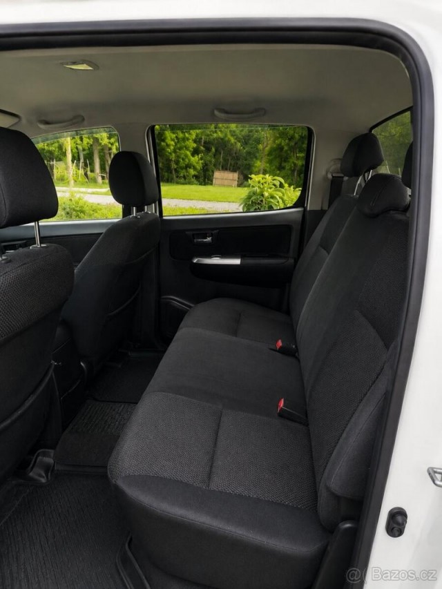 Toyota Hilux 2,5   d4d 2014, tažné, ČR