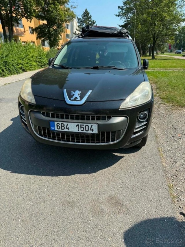 Peugeot 4007 2,2   4×4 7 míst