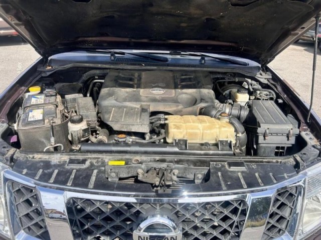 Nissan Navara 3,0   DCI
