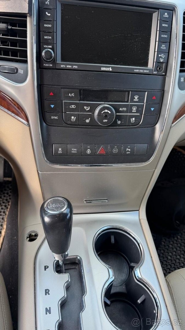 Jeep Grand Cherokee 5,7   + LPG