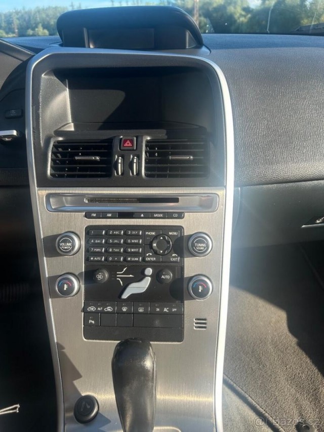 Volvo XC60 2,0   s naftovým motorem D3