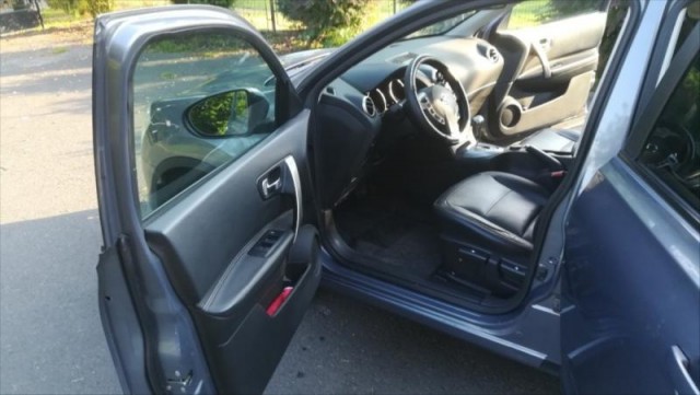Nissan Qashqai 2,0   104 kW automat s 4x4