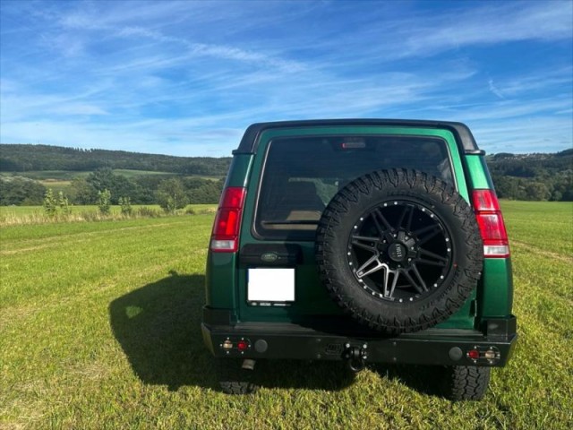 Land Rover Discovery 2,0   2 TD5 – kompletní RESTOM