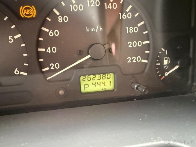 Land Rover Discovery 4,0   V8, vyvložkovaný, střešn