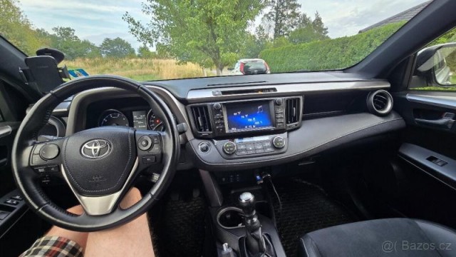 Toyota RAV4 2,0   D-4D 105 kW, 2WD, r. 201