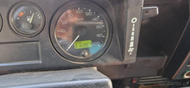 Land Rover Defender 110 HT
