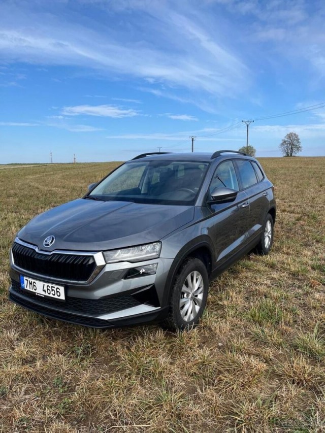 Škoda Karoq 1,5   TSI 2023, najeto 35000 k