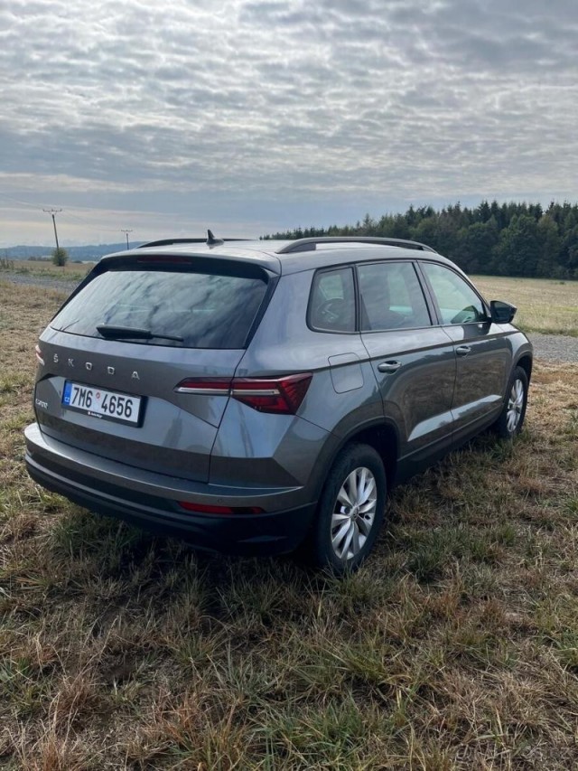 Škoda Karoq 1,5   TSI 2023, najeto 35000 k