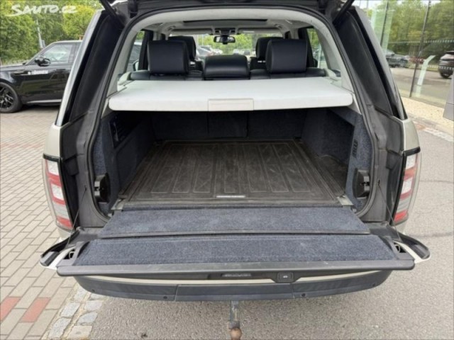 Land Rover Range Rover v perfektním stavu