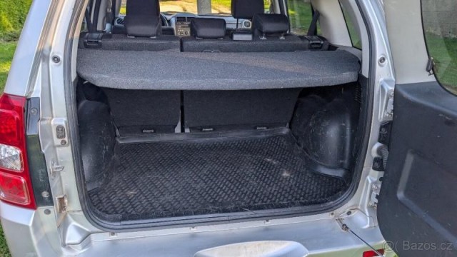 Suzuki Grand Vitara 2,4   JLX-ES 4×4, manuál, ČR