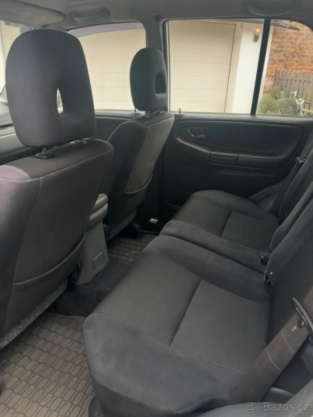 Suzuki Grand Vitara 2,5   V6 automat