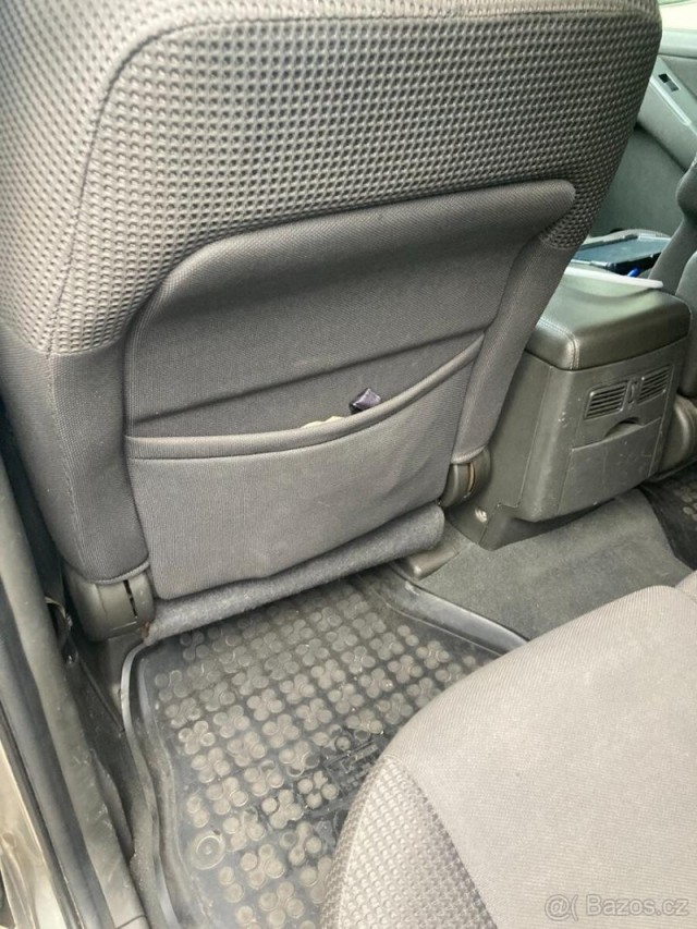 Nissan Pathfinder 2,5   2007