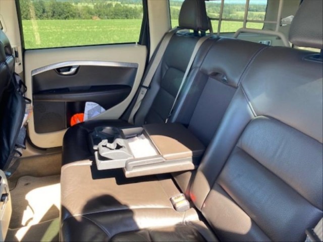 Volvo XC70 D5 158 kW, AWD, automat