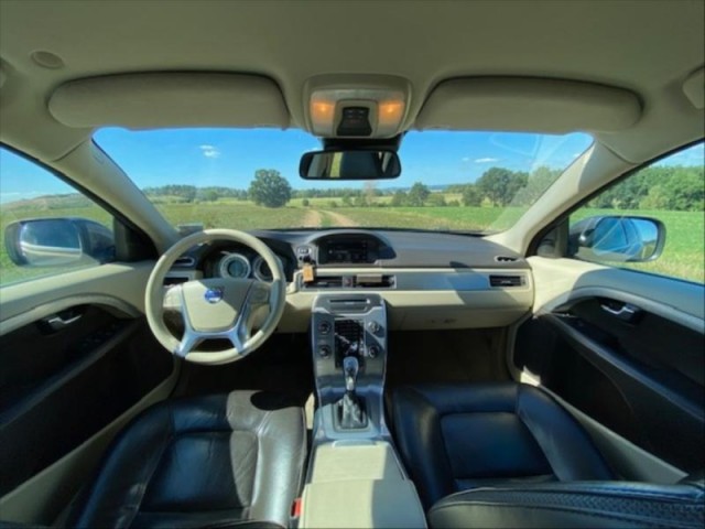 Volvo XC70 D5 158 kW, AWD, automat