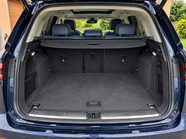 Land Rover Range Rover 3,0   D300 HSE DYNAMIC – 1. MA