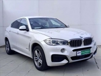 BMW X6 4,0 d M X-drive kamera ČR 1Maj