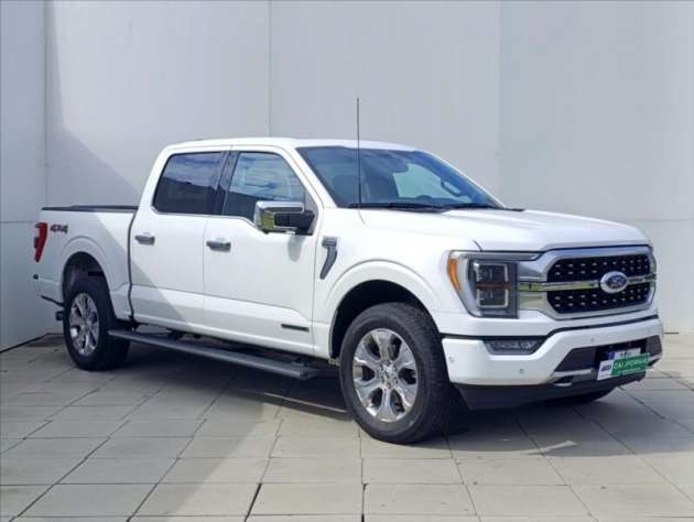 Ford F-150 3,5 Platinum Hybrid 360 kamera
