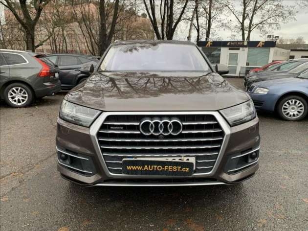 Audi Q7 3,0 TDI quattro,1.MAJITEL,ČR