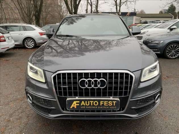 Audi Q5 2,0 TDI QUATTRO SLINE ČR,1.MAJ