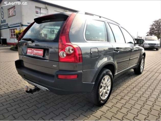 Volvo XC90 2,4 D5 120kW AUTOMAT *4x4*