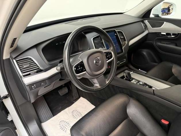 Volvo XC90 B5 AWD diesel Momentum Pro Aut