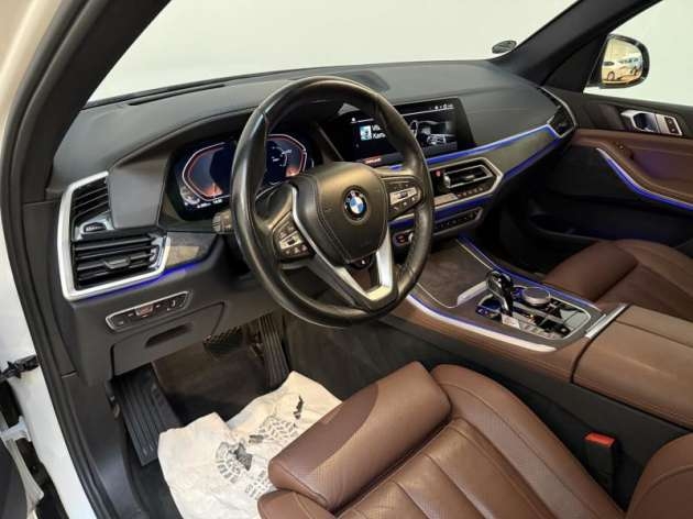 BMW X5 3.0 xDrive40i AT