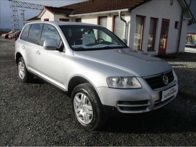 Volkswagen Touareg 3,0 TDI,NAVI,4x4,automat,klima