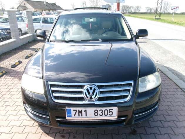 Volkswagen Touareg 2,5TDI DSG AC TEMP ALU