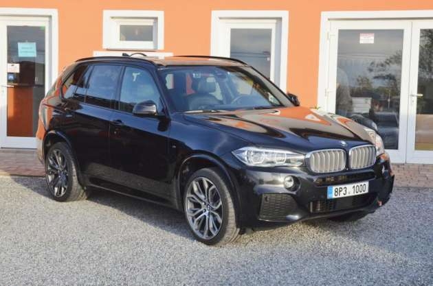 BMW X5 xDrive 40d // REZERVACE //