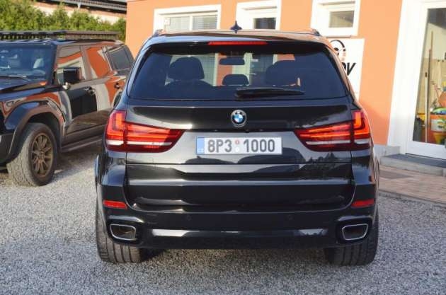 BMW X5 xDrive 40d // REZERVACE //