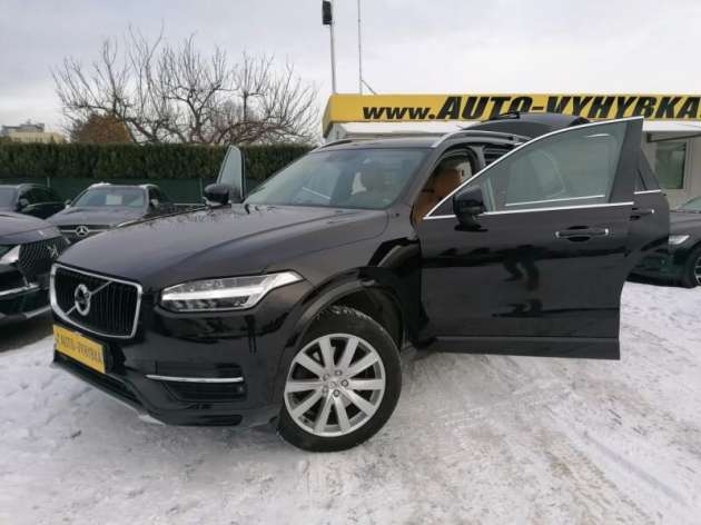 Volvo XC90 D5 AWD 7-míst Bowers & Wilkins
