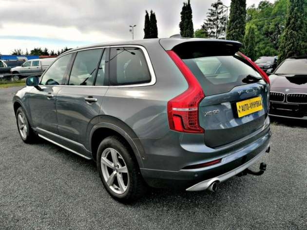 Volvo XC90 D5 AWD Momentum Head-up