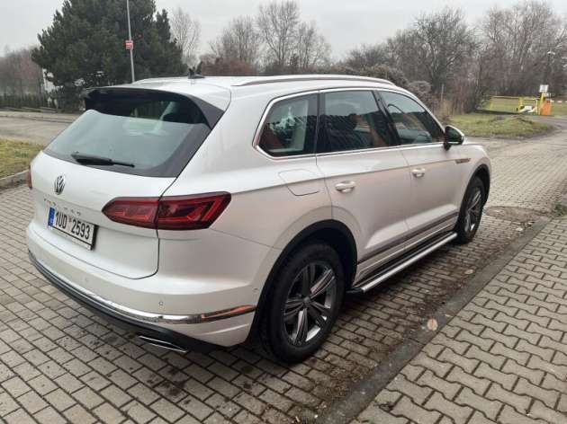 Volkswagen Touareg 3.0 TDi V6 210 kW R-Line ČR