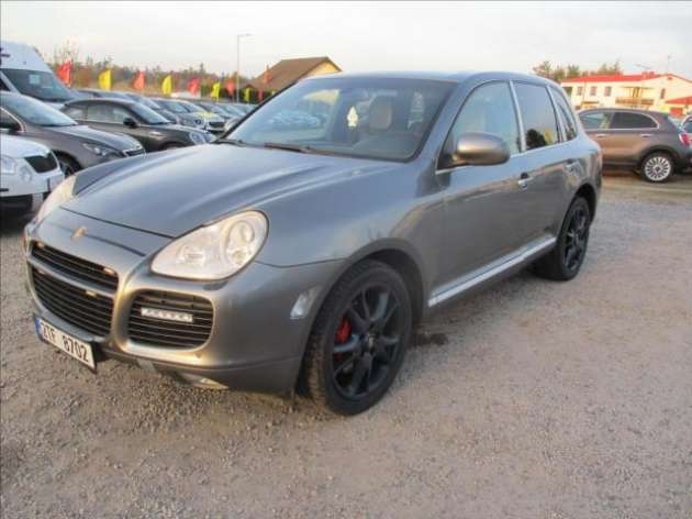 Porsche Cayenne 4,5 Turbo S 331kw LPG Tažné