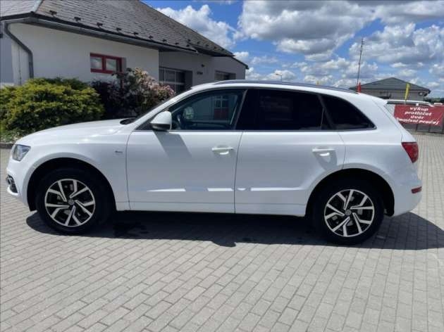 Audi Q5 3,0 TDi Quattro S-Line CZauto