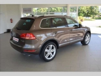 Volkswagen Touareg 3,0 TDI, NAVI,Bi-xen,DSG,4x4,