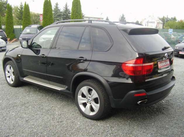 BMW X5 3.0 D 1maj.ČR,TV,panorama,serv