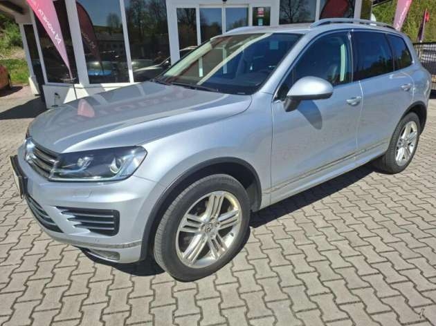 Volkswagen Touareg 3.0TDI 193kW 8A 4MOT R-LINE