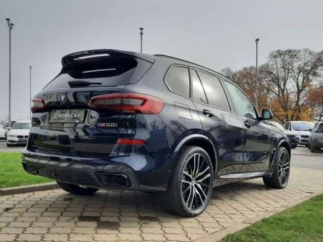 BMW X5 M50i 530k AT