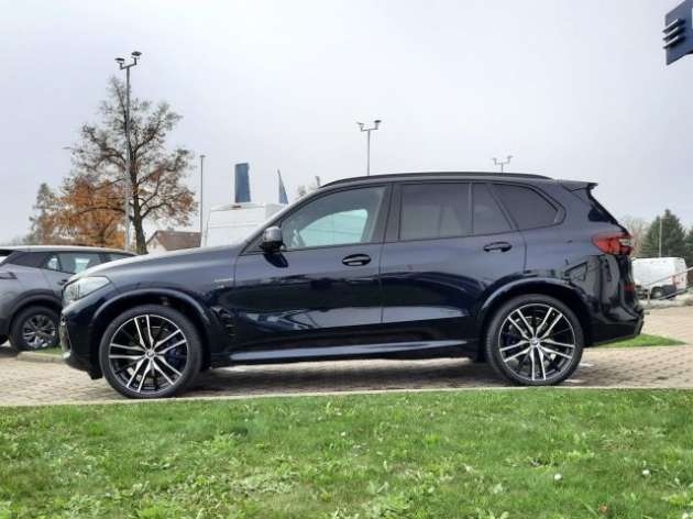 BMW X5 M50i 530k AT