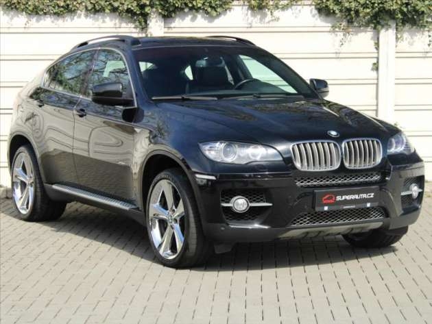 BMW X6 4,4 50i TwinTurbo xDrive V8 32