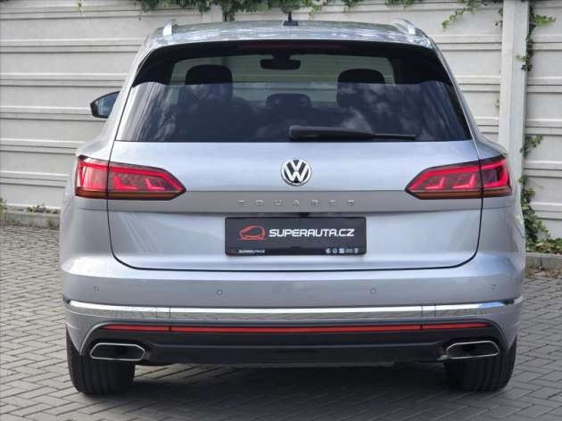 Volkswagen Touareg 3,0 TDi 210kW Atmosphere ČR 1.