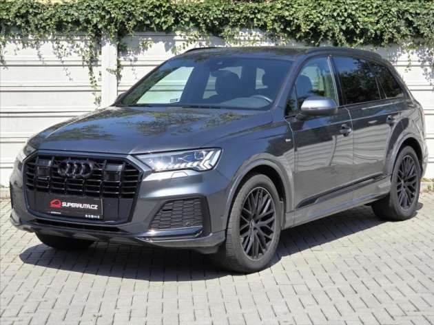 Audi Q7 3,0 50TDi S-line TZ ČR 1.maj T