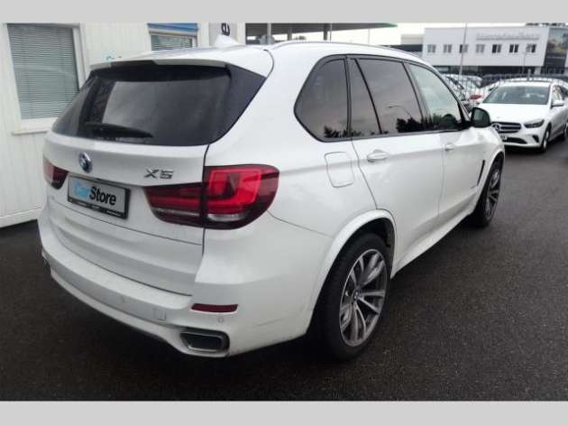 BMW X5 3.0 xDrive M paket ČR 1.maj