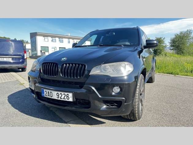 BMW X5 4.8i+LPG M-paket 21’Tažné Full