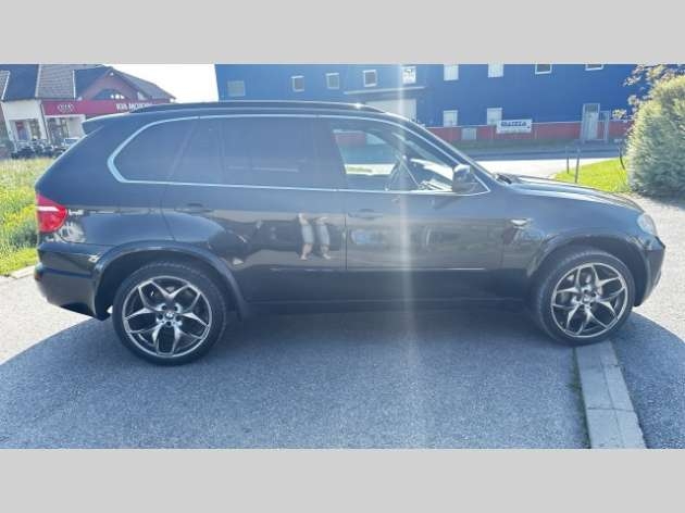 BMW X5 4.8i+LPG M-paket 21’Tažné Full