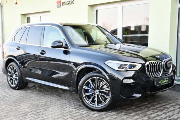 BMW X5 xDrive40i M-SPORT HUD H/K PANO