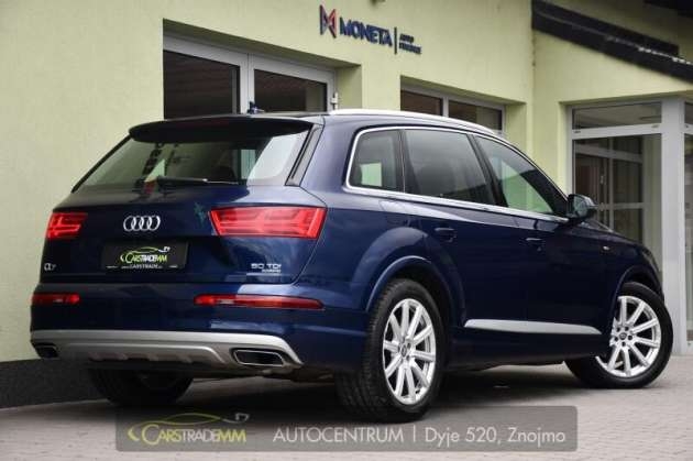 Audi Q7 3.0TDi S-LINE VZDUCH TAŽNÉ ČR